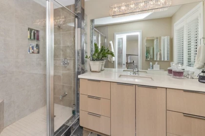 Powder Room Photo of 2596 Miles Road, Roberts Creek, BC