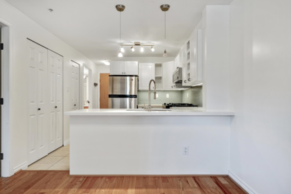 302 2741 E Hastings Street, Vancouver, BC, Vancouver — Apartment/Condo for sale