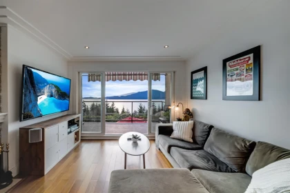 430 Crosscreek Road, Lions Bay, BC, Lions Bay — Townhouse for sale