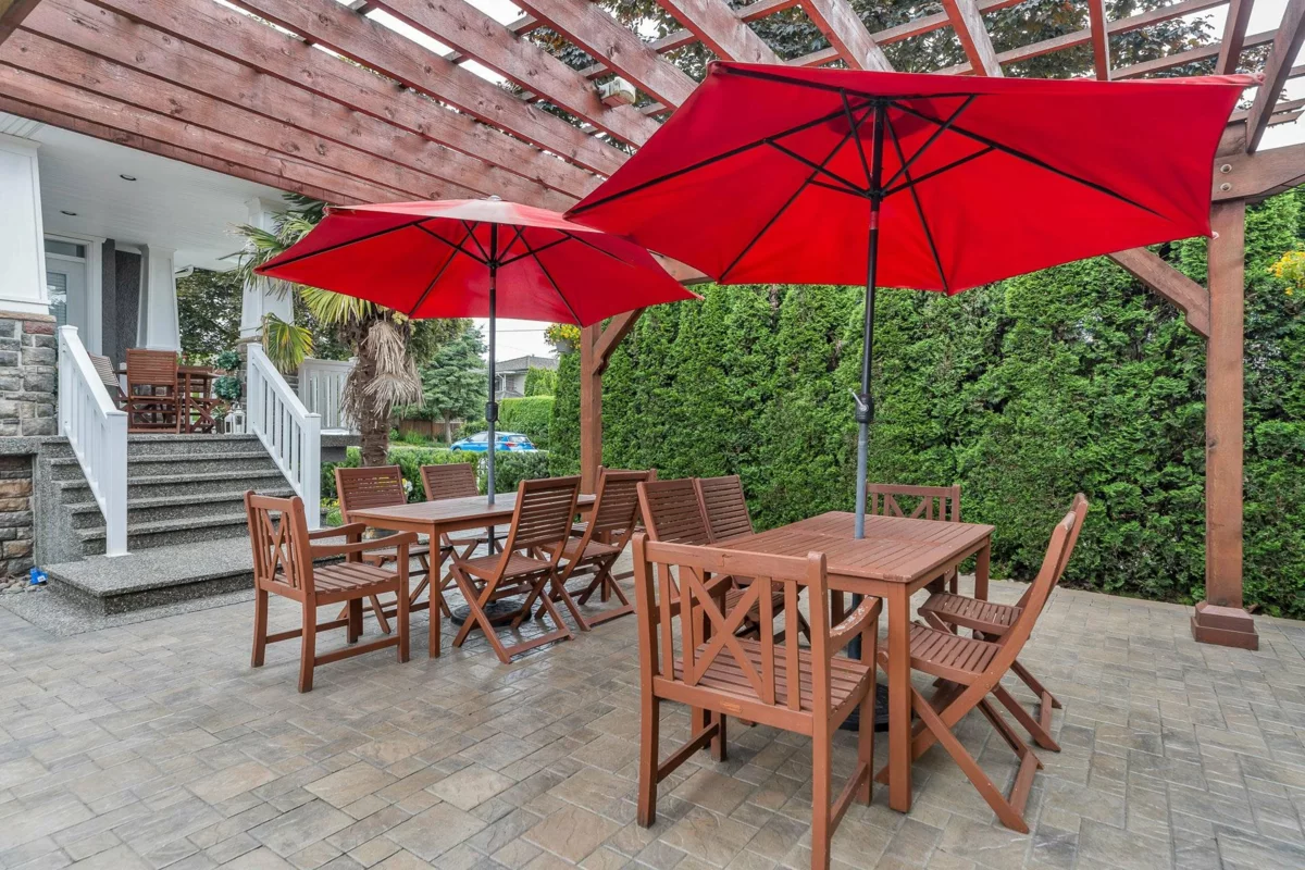 Kitchen Island Photo of 7205 Union Street, Burnaby, BC