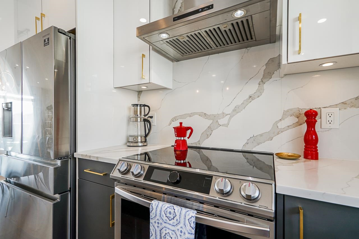 Bedroom 4 Photo of 76 728 W 14th Street, North Vancouver, BC