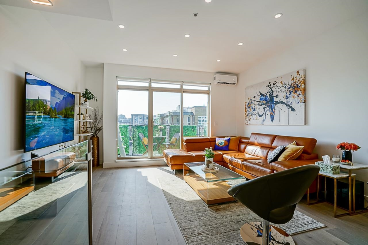 Family Room Photo of 76 728 W 14th Street, North Vancouver, BC