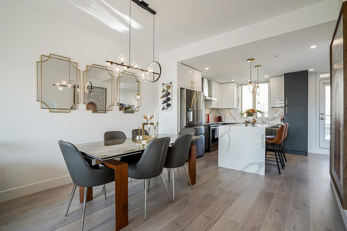 Kitchen Island Photo of 76 728 W 14th Street, North Vancouver, BC