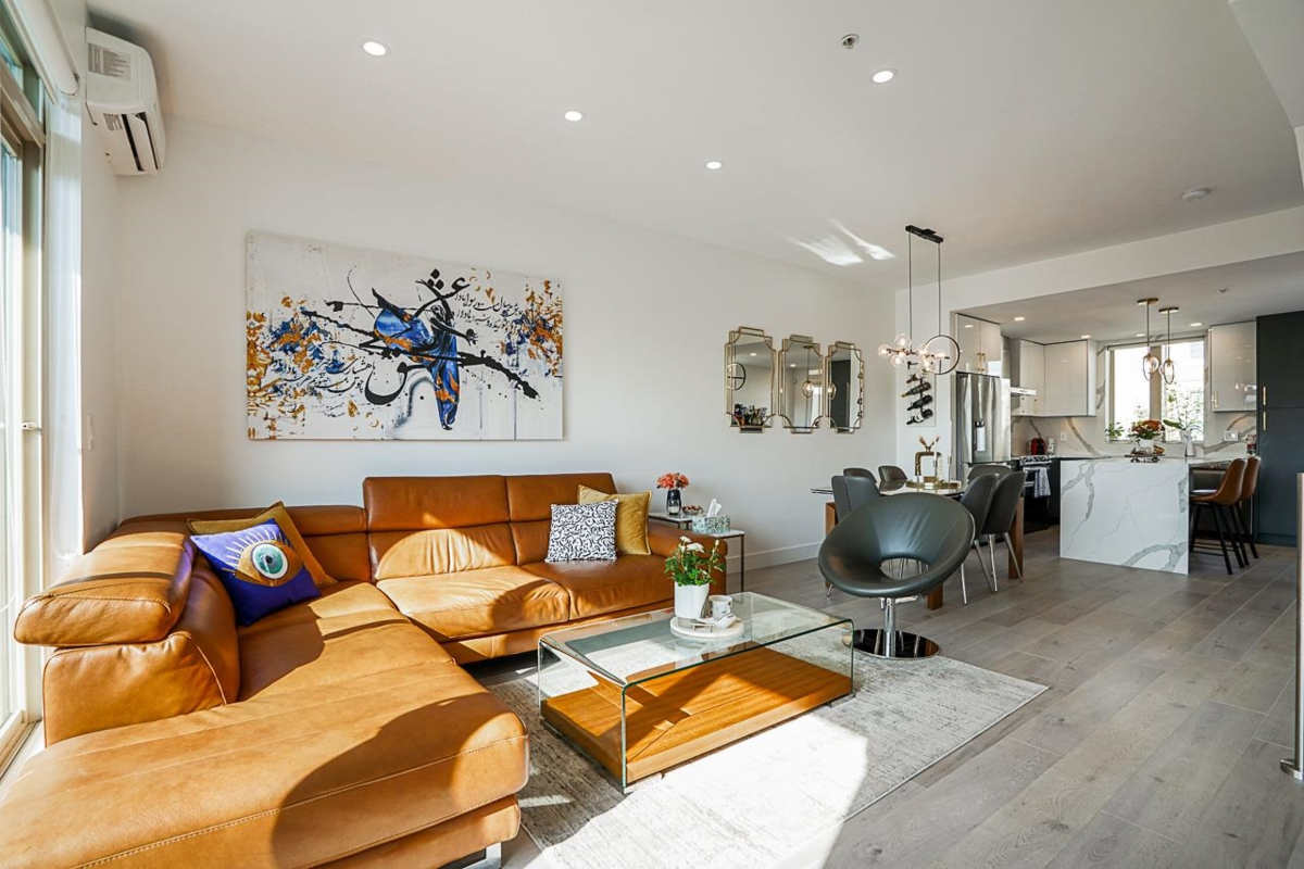 Living Room Photo of 76 728 W 14th Street, North Vancouver, BC