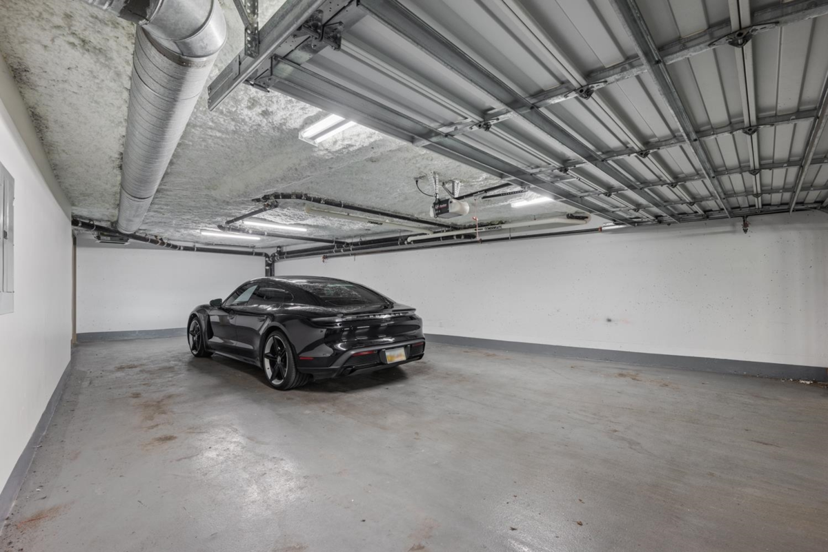 Garage Interior Photo of 1576 Homer Mews, Vancouver, BC