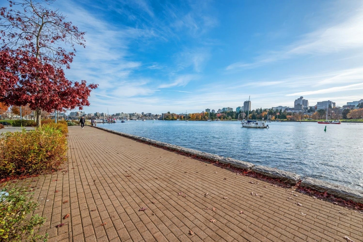 Swimming Pool Photo of 1576 Homer Mews, Vancouver, BC