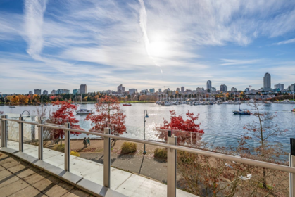 Outdoor Kitchen Photo of 1576 Homer Mews, Vancouver, BC