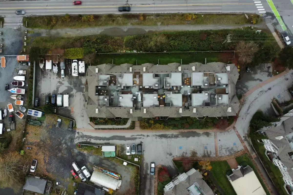 Entry Foyer Photo of 301 1466 Pemberton Avenue, Squamish, BC