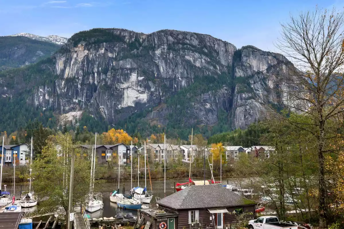 Loft / Bonus Room Photo of 301 1466 Pemberton Avenue, Squamish, BC