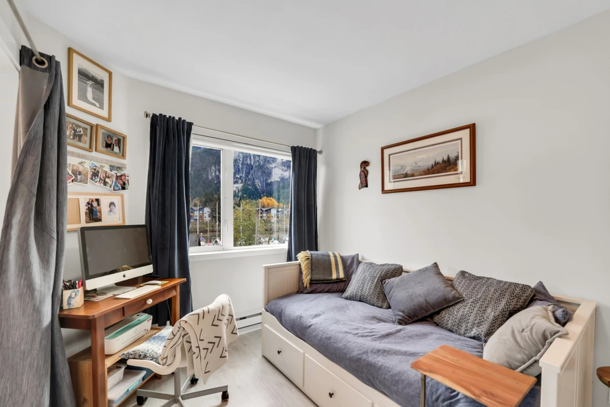 Primary Bathroom Photo of 301 1466 Pemberton Avenue, Squamish, BC