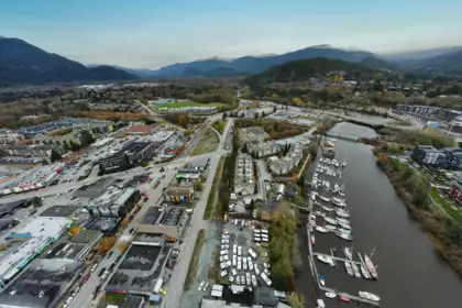 301 1466 Pemberton Avenue, Squamish, BC, Squamish — Apartment/Condo for sale