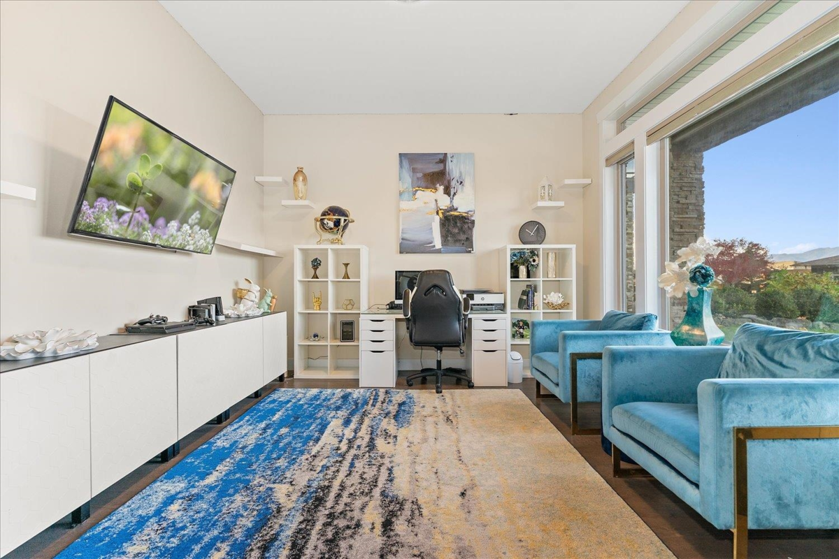 Family Room Photo of 216 51075 Falls Court, Chilliwack, BC