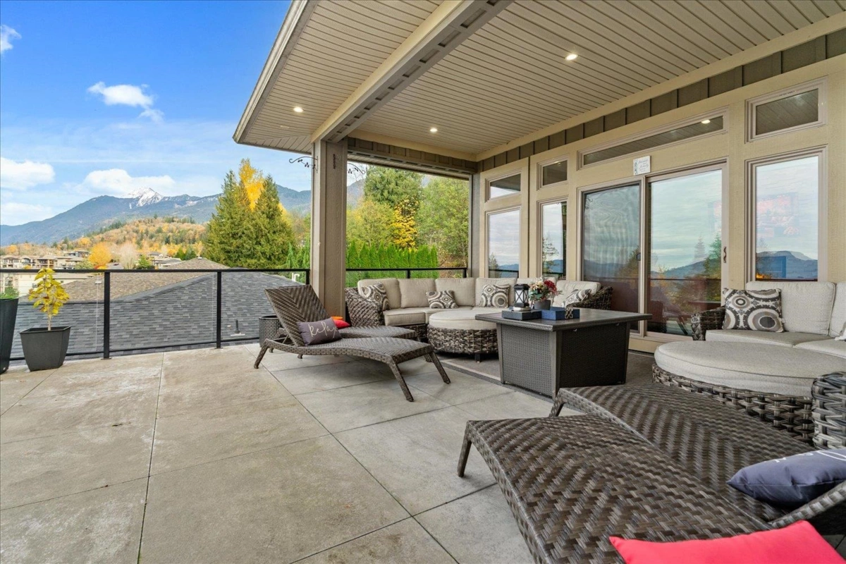 Outdoor Deck Photo of 216 51075 Falls Court, Chilliwack, BC