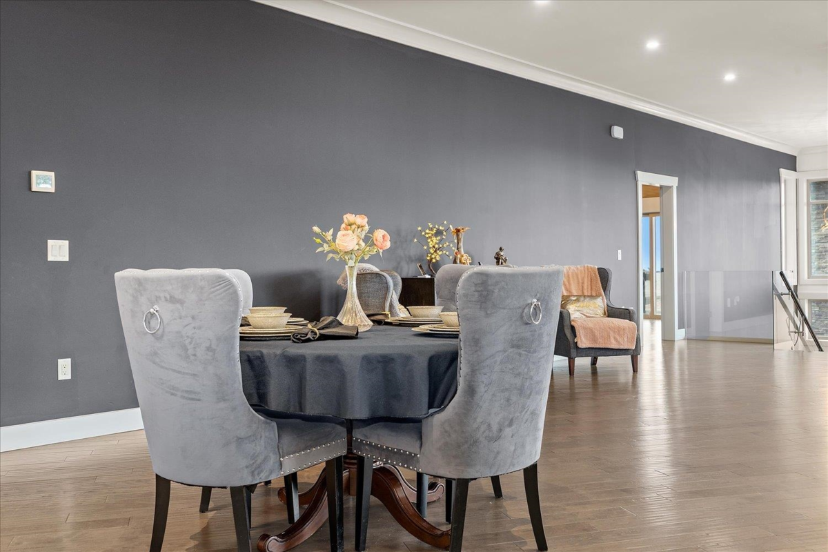 Primary Bathroom Photo of 216 51075 Falls Court, Chilliwack, BC