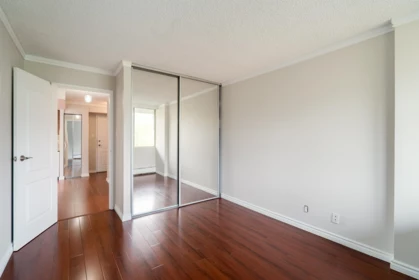 1319 2012 Fullerton Avenue, North Vancouver, BC, North Vancouver — Apartment/Condo for sale