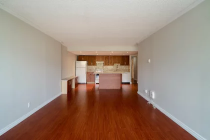 1319 2012 Fullerton Avenue, North Vancouver, BC, North Vancouver — Apartment/Condo for sale