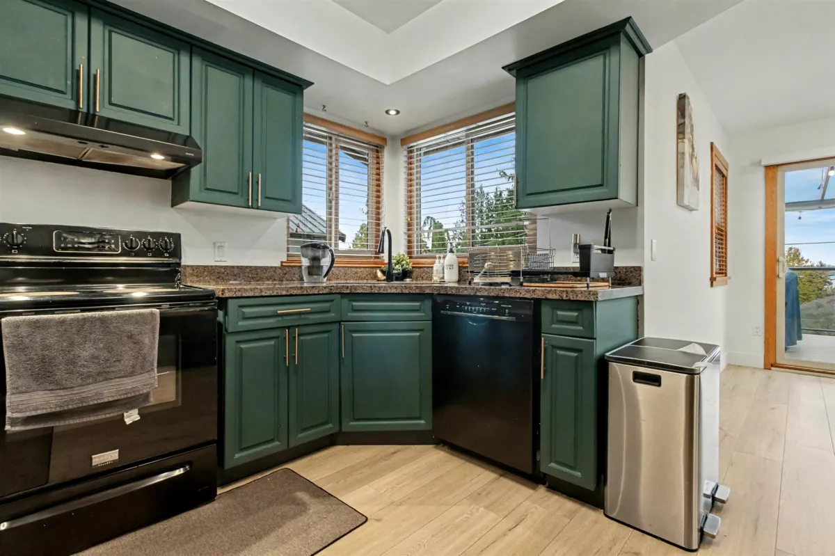 Bedroom 2 Photo of 1112 Stevens Street, White Rock, BC