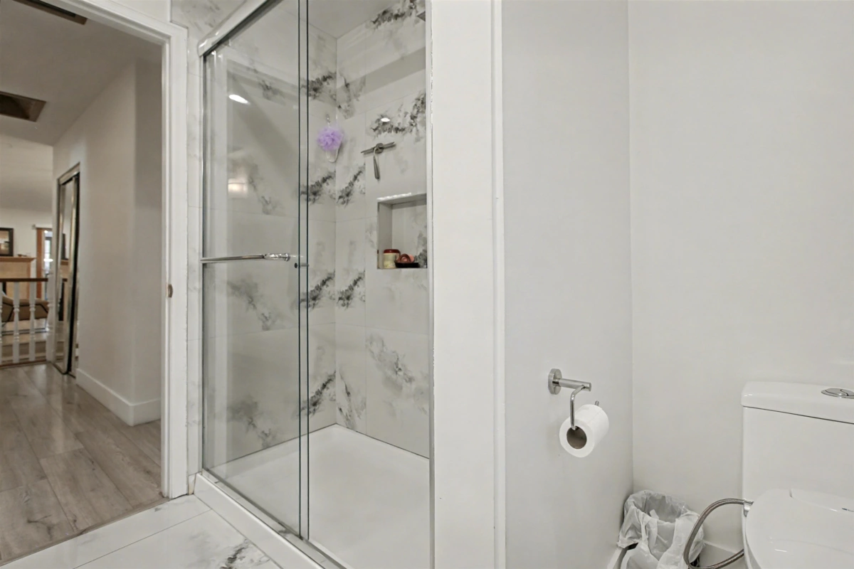 Garage Interior Photo of 1112 Stevens Street, White Rock, BC