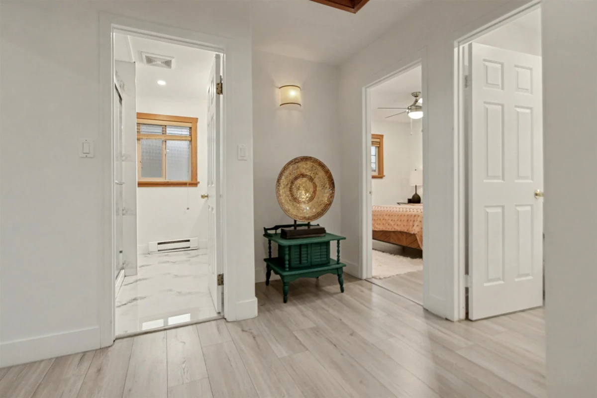 Loft / Bonus Room Photo of 1112 Stevens Street, White Rock, BC