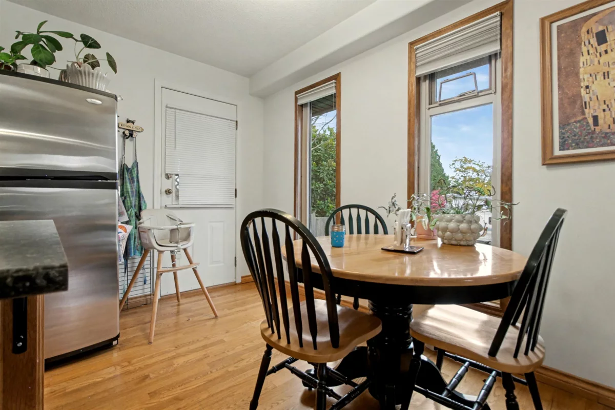 Outdoor Kitchen Photo of 1112 Stevens Street, White Rock, BC
