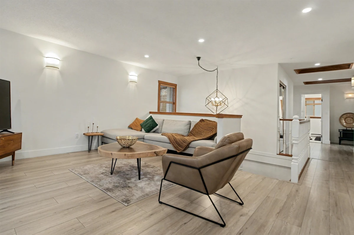 Primary Bedroom Photo of 1112 Stevens Street, White Rock, BC