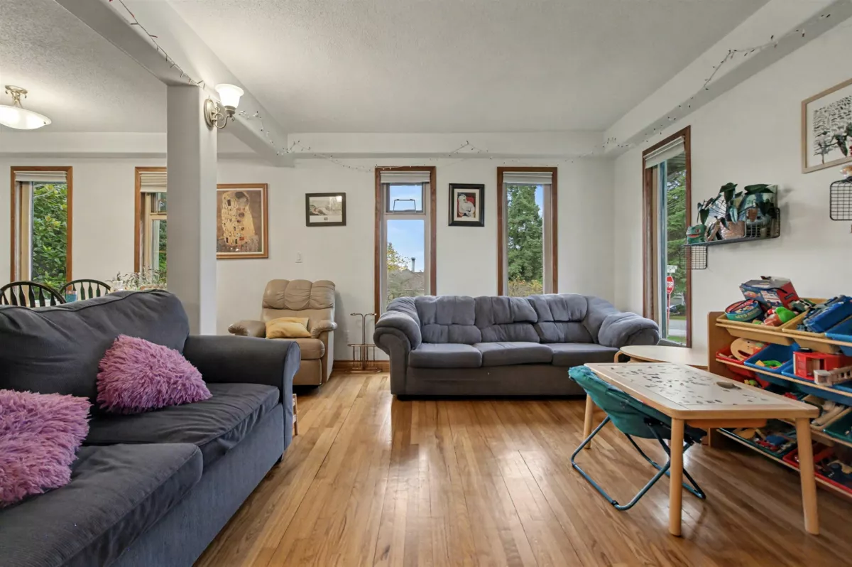 Street View Photo of 1112 Stevens Street, White Rock, BC