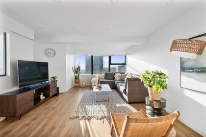 1304 1515 Eastern Avenue, North Vancouver, BC, North Vancouver — Apartment/Condo for sale