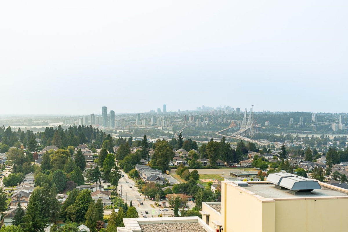 Living Room Photo of 2507 10777 University Drive, Surrey, BC