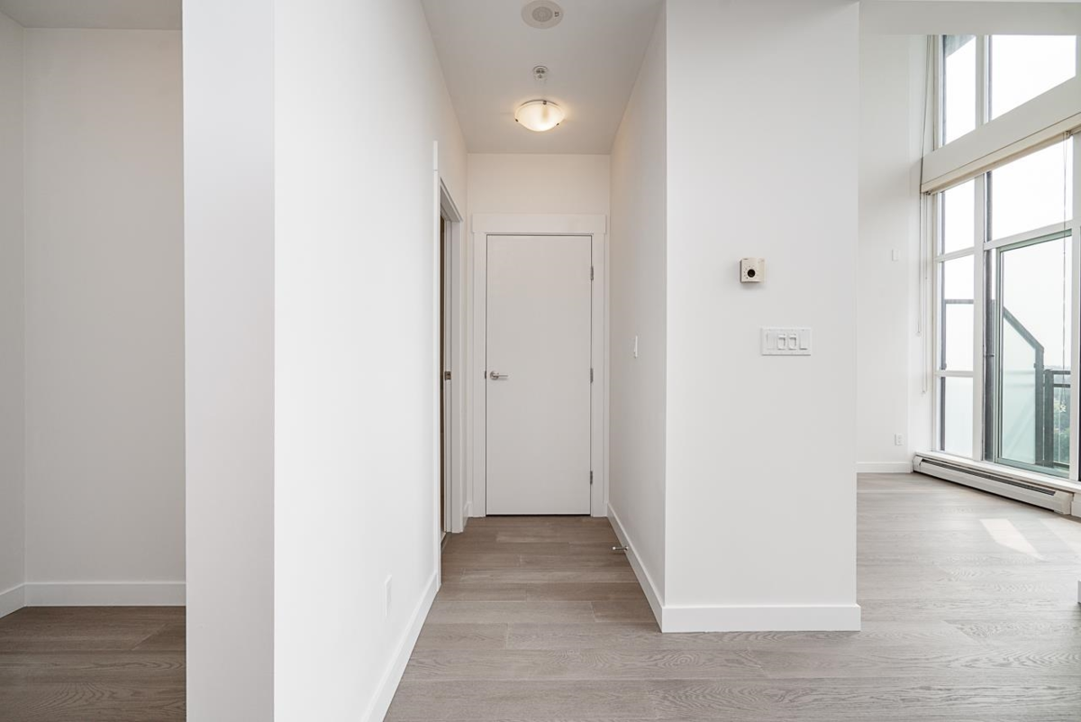 Loft / Bonus Room Photo of 2507 10777 University Drive, Surrey, BC