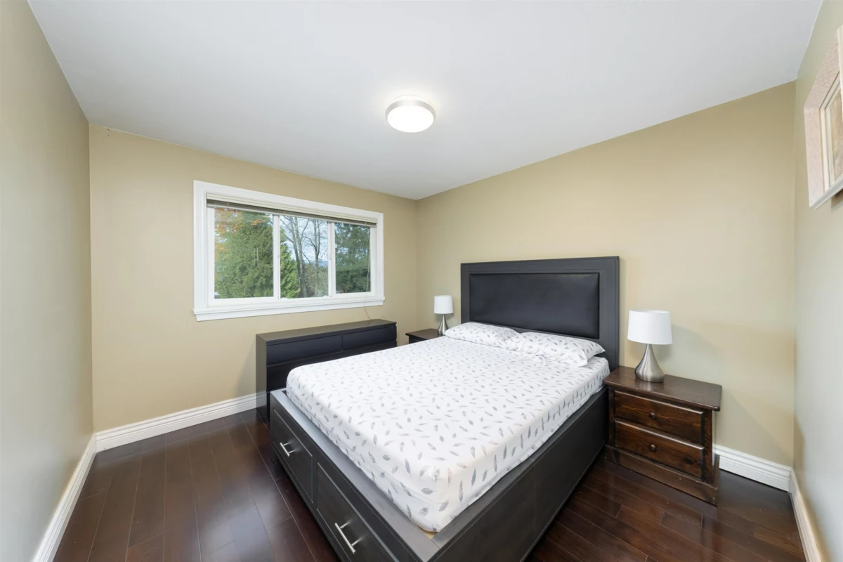 Hallway Photo of 7790 Allman Street, Burnaby, BC