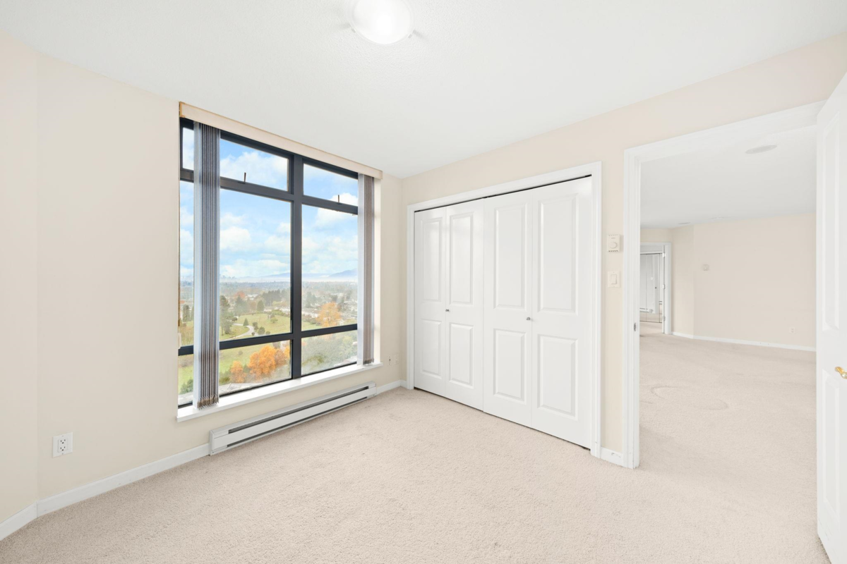 Breakfast Nook Photo of 2105 4425 Halifax Street, Burnaby, BC