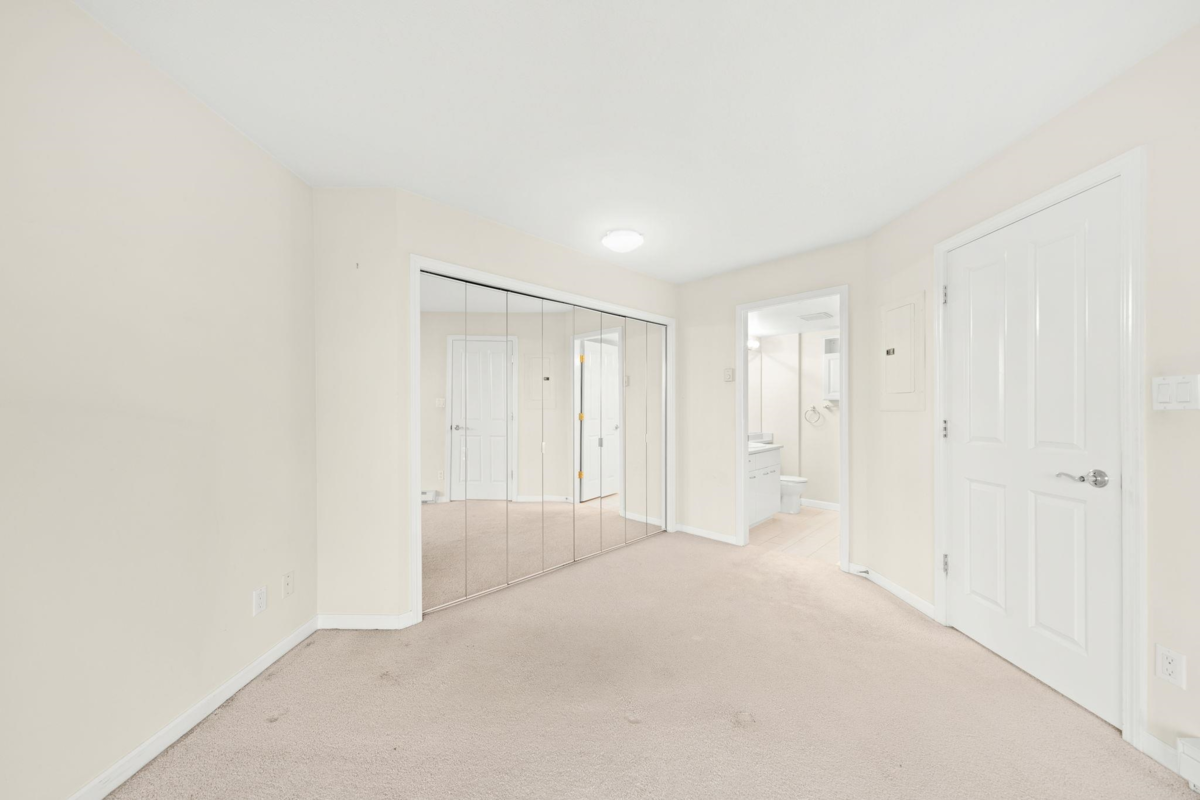 Family Room Photo of 2105 4425 Halifax Street, Burnaby, BC