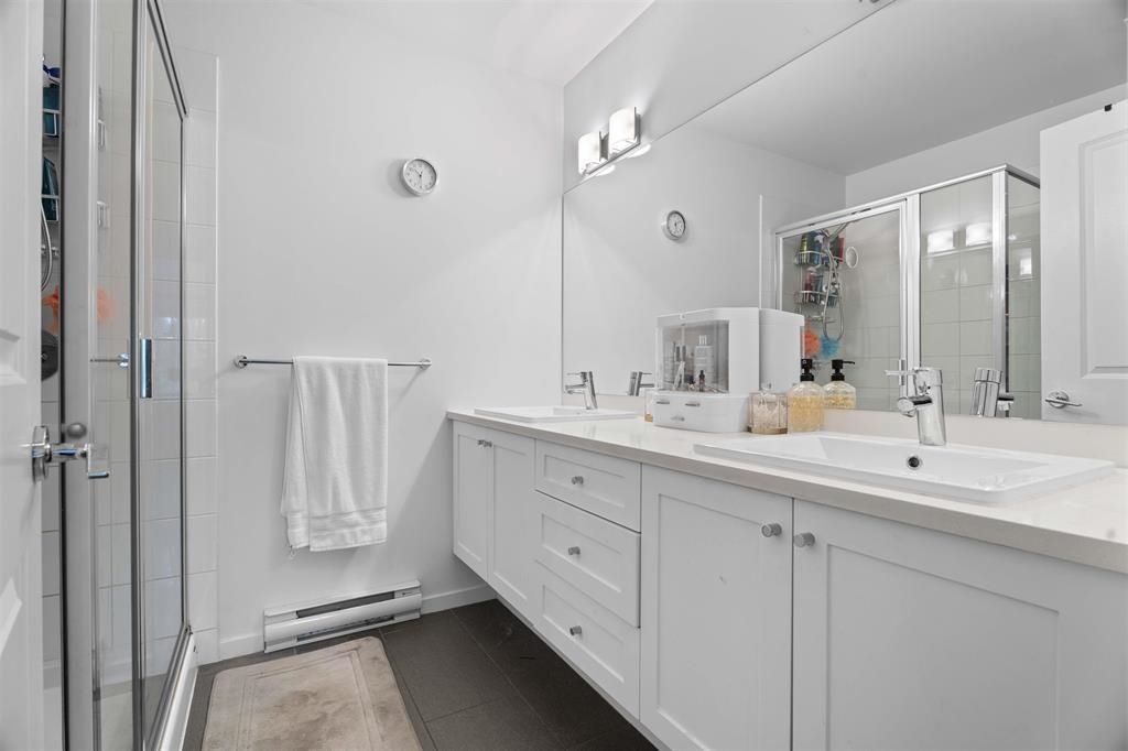 Hot Tub / Spa Photo of 8 16678 25 Avenue, Surrey, BC