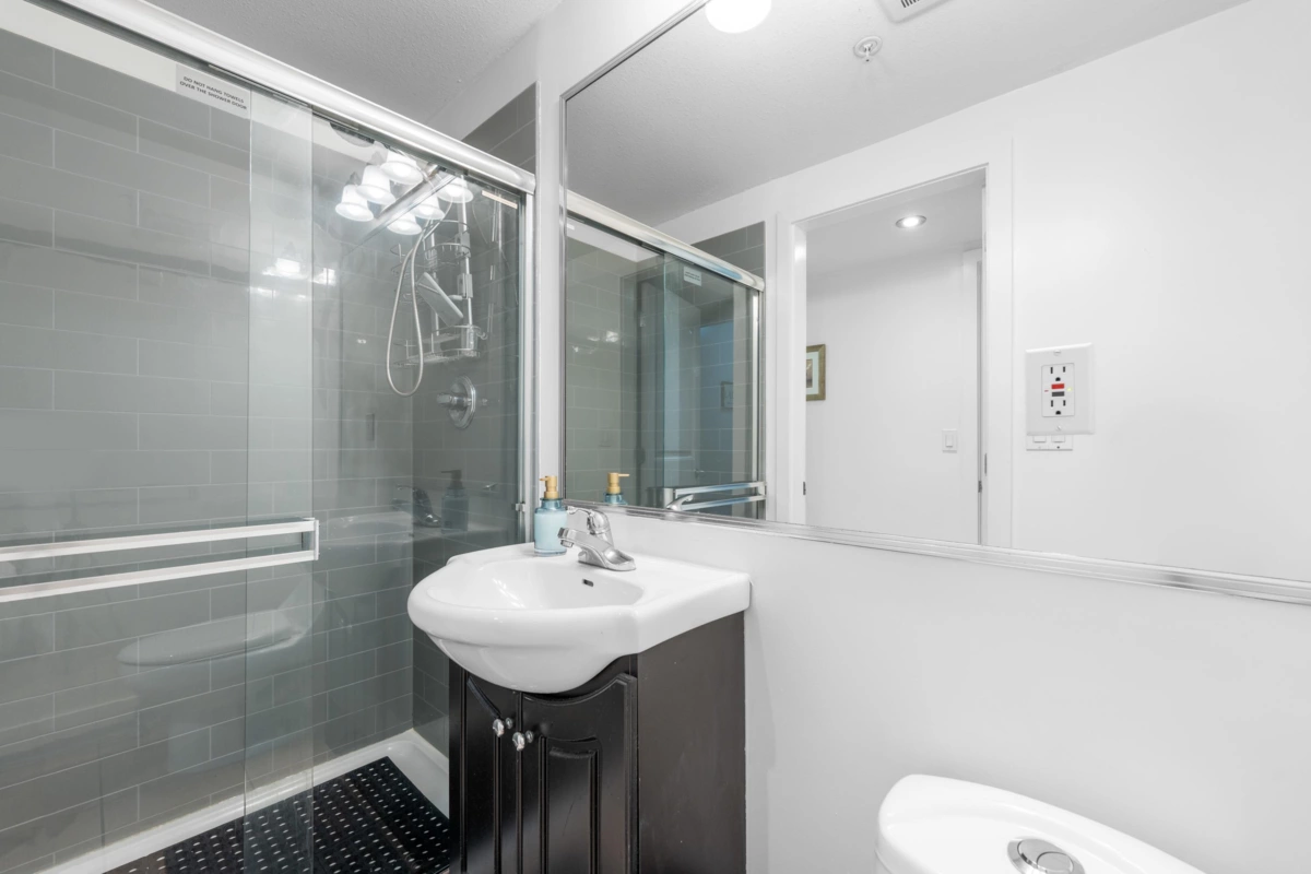 Outdoor Deck Photo of 1636 E 12th Avenue, Vancouver, BC