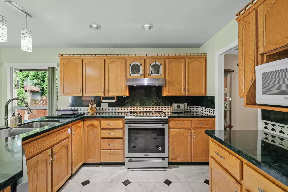 Primary Bedroom Photo of 6041 186 Street, Surrey, BC