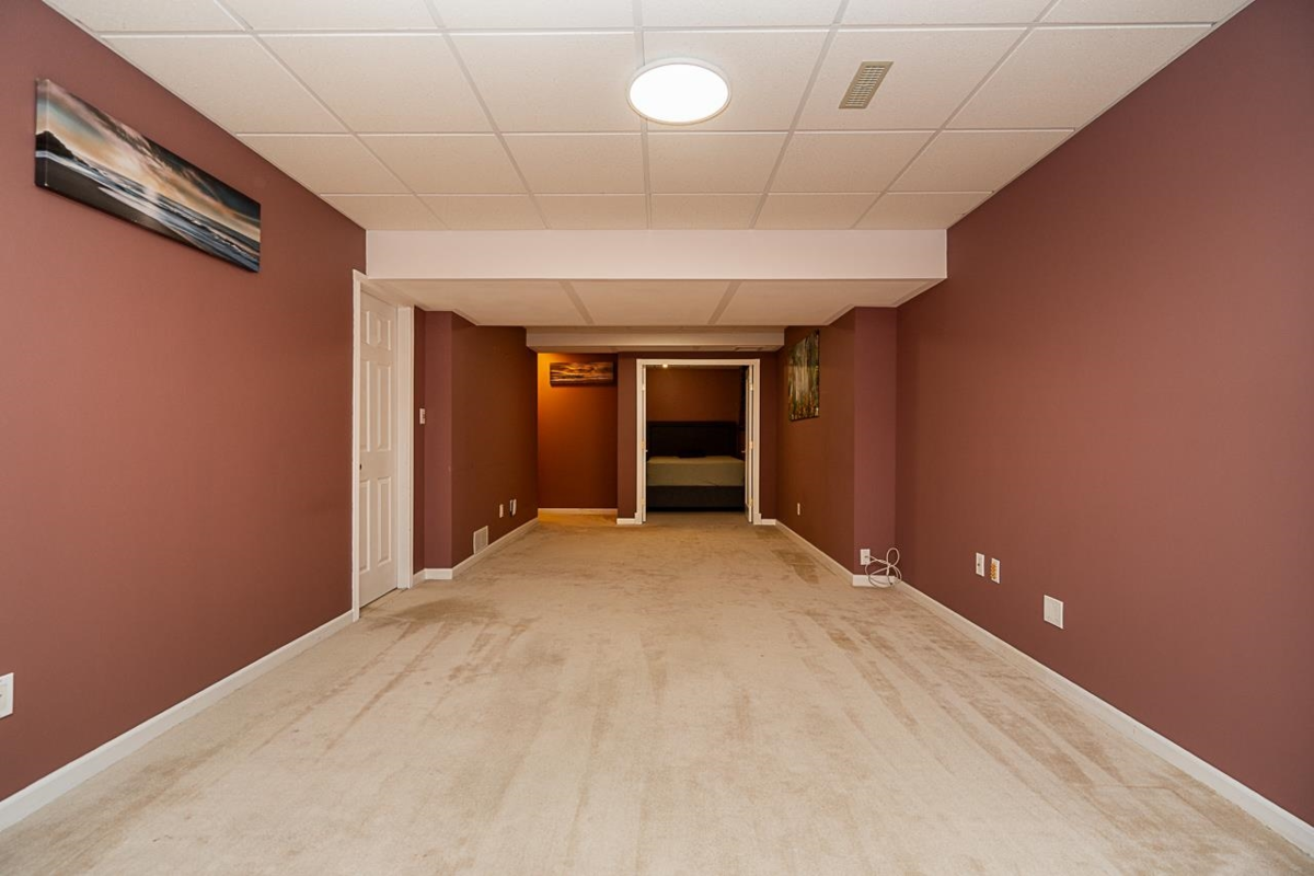 Swimming Pool Photo of 14858 58 Avenue, Surrey, BC