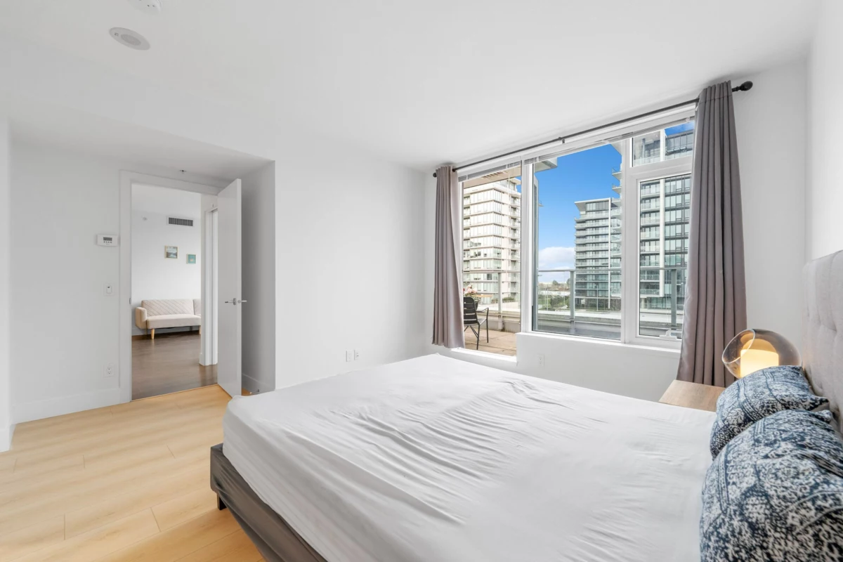 Guest Bathroom Photo of 621 5233 Gilbert Road, Richmond, BC