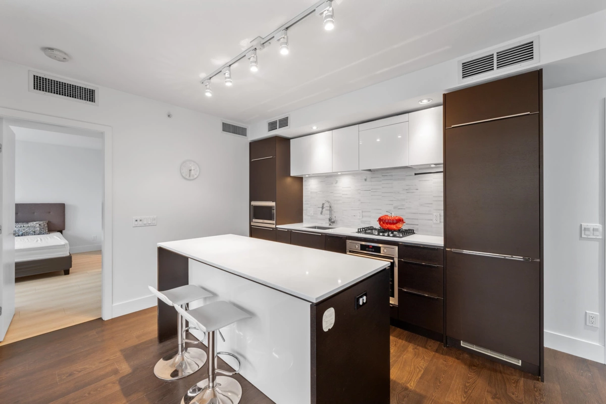 Primary Bedroom Photo of 621 5233 Gilbert Road, Richmond, BC