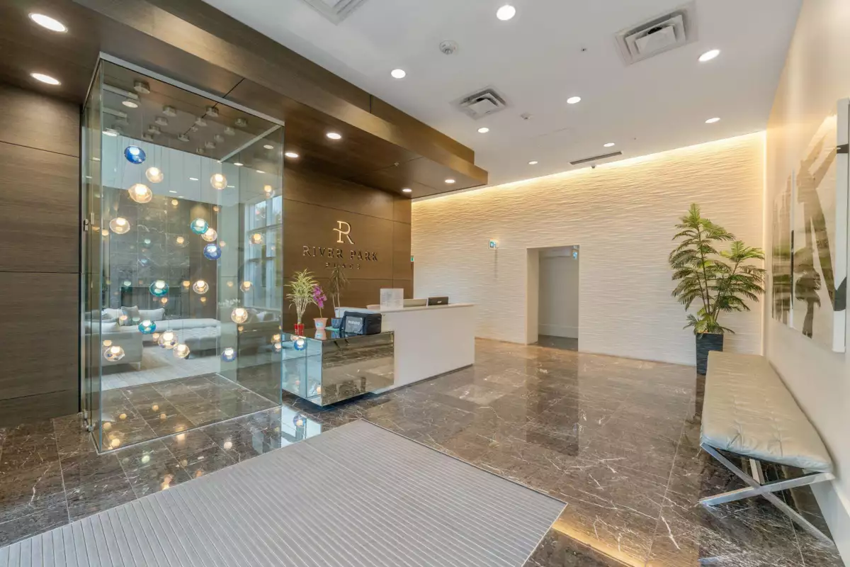 Swimming Pool Photo of 621 5233 Gilbert Road, Richmond, BC