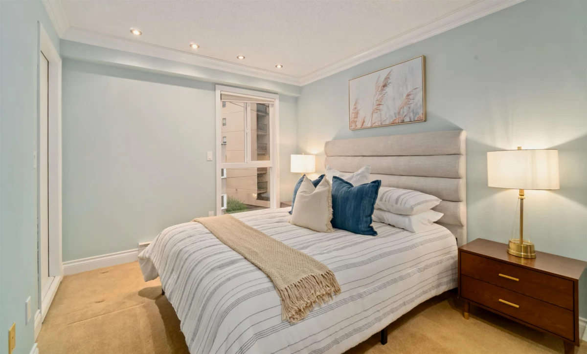 Primary Bathroom Photo of 405 1157 Nelson Street, Vancouver, BC