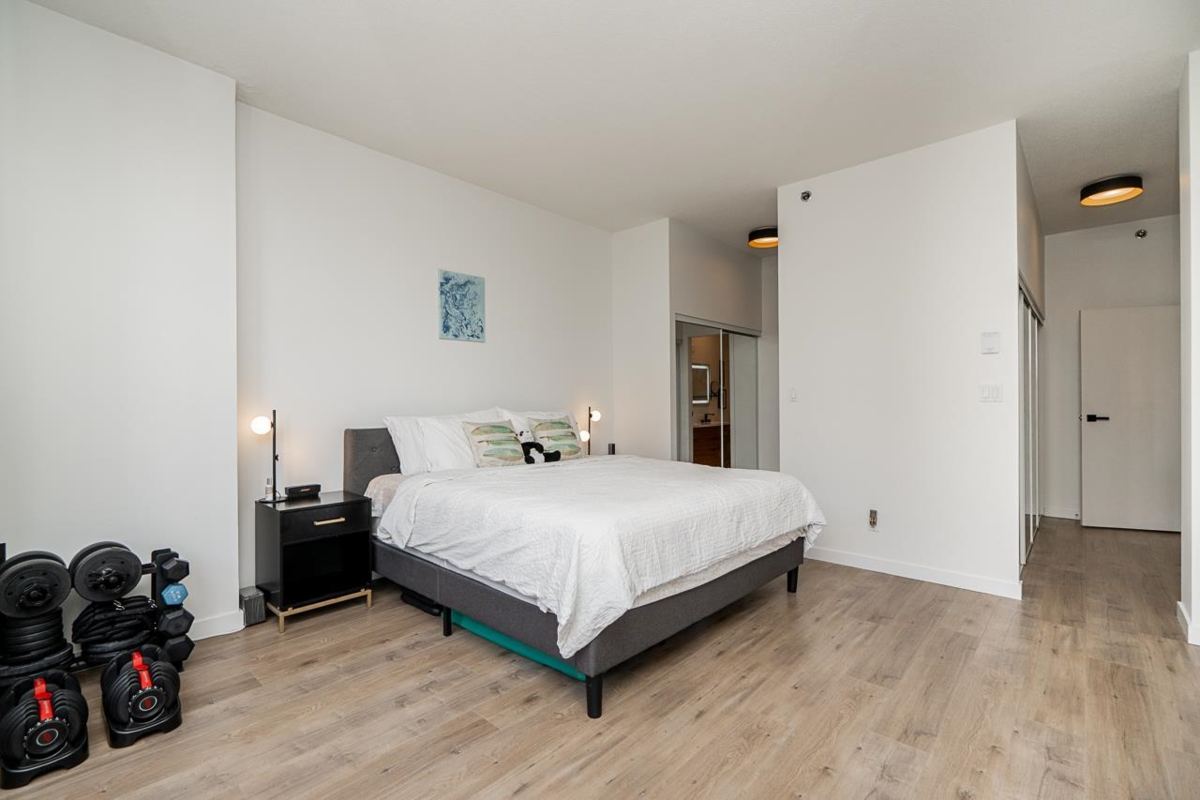 Guest Bathroom Photo of 408 503 W 16th Avenue, Vancouver, BC