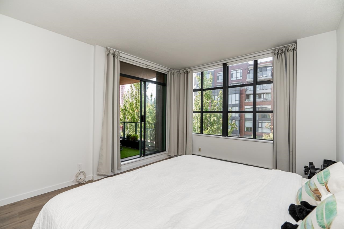 Powder Room Photo of 408 503 W 16th Avenue, Vancouver, BC