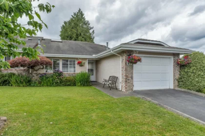 18 5051 203 Street, Langley, BC, Langley — Townhouse for sale