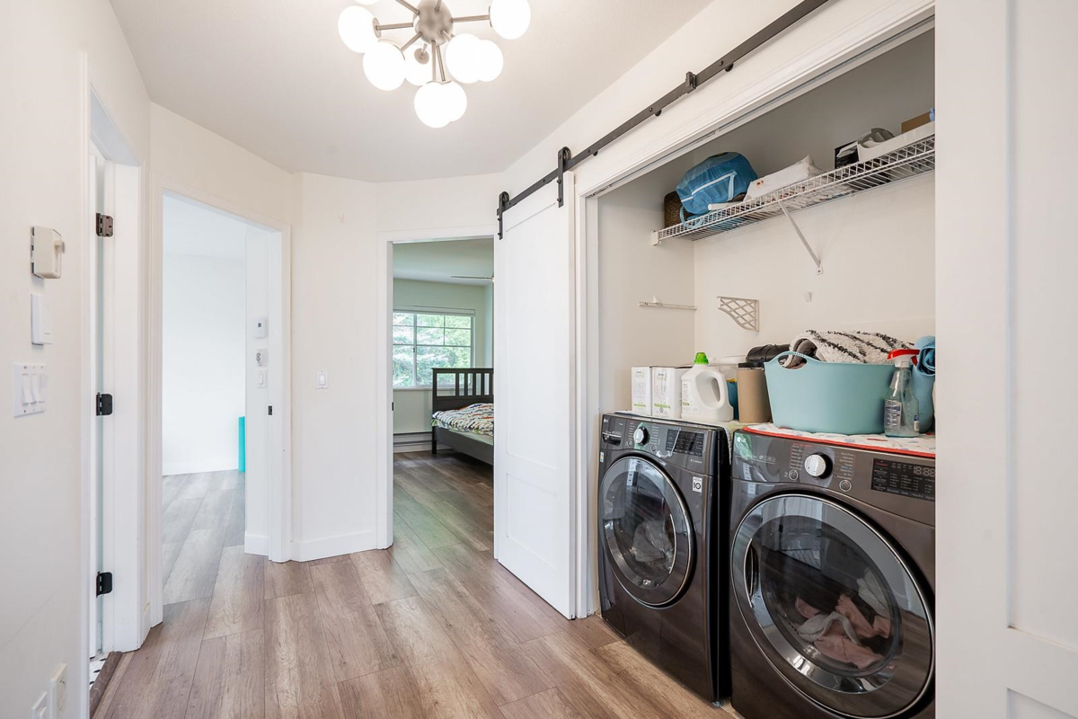 Hallway Photo of 7 2979 Panorama Drive, Coquitlam, BC