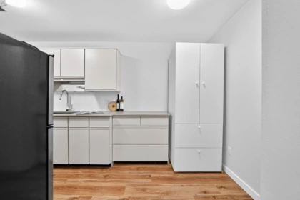 206 9202 Horne Street, Burnaby, BC, Burnaby — Apartment/Condo for sale