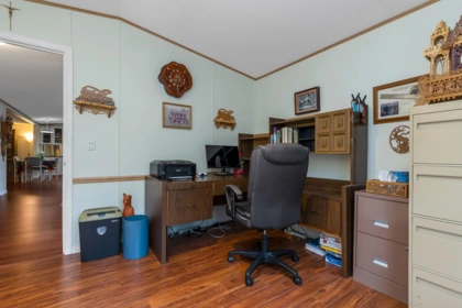 Office / Den Photo of 33 2035 Martens Street, Abbotsford, BC