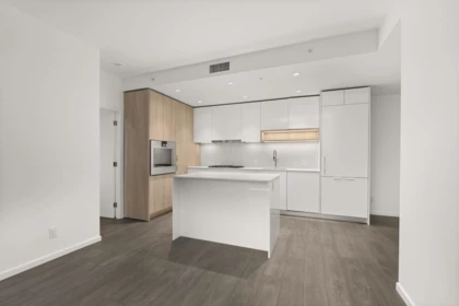 Kitchen Photo of 529 6300 Minoru Boulevard, Richmond, BC
