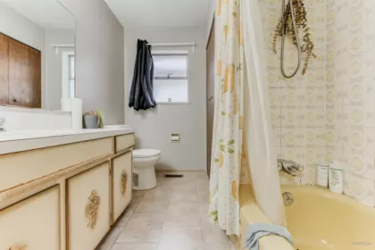 Primary Bedroom Photo of 500 Gilmore Avenue, Burnaby, BC