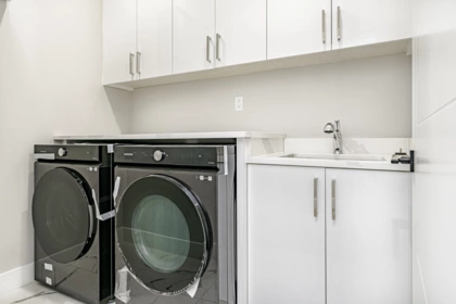 Guest Bathroom Photo of 6302 181a Avenue, Surrey, BC