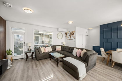 75 9718 161a Street, Surrey, BC